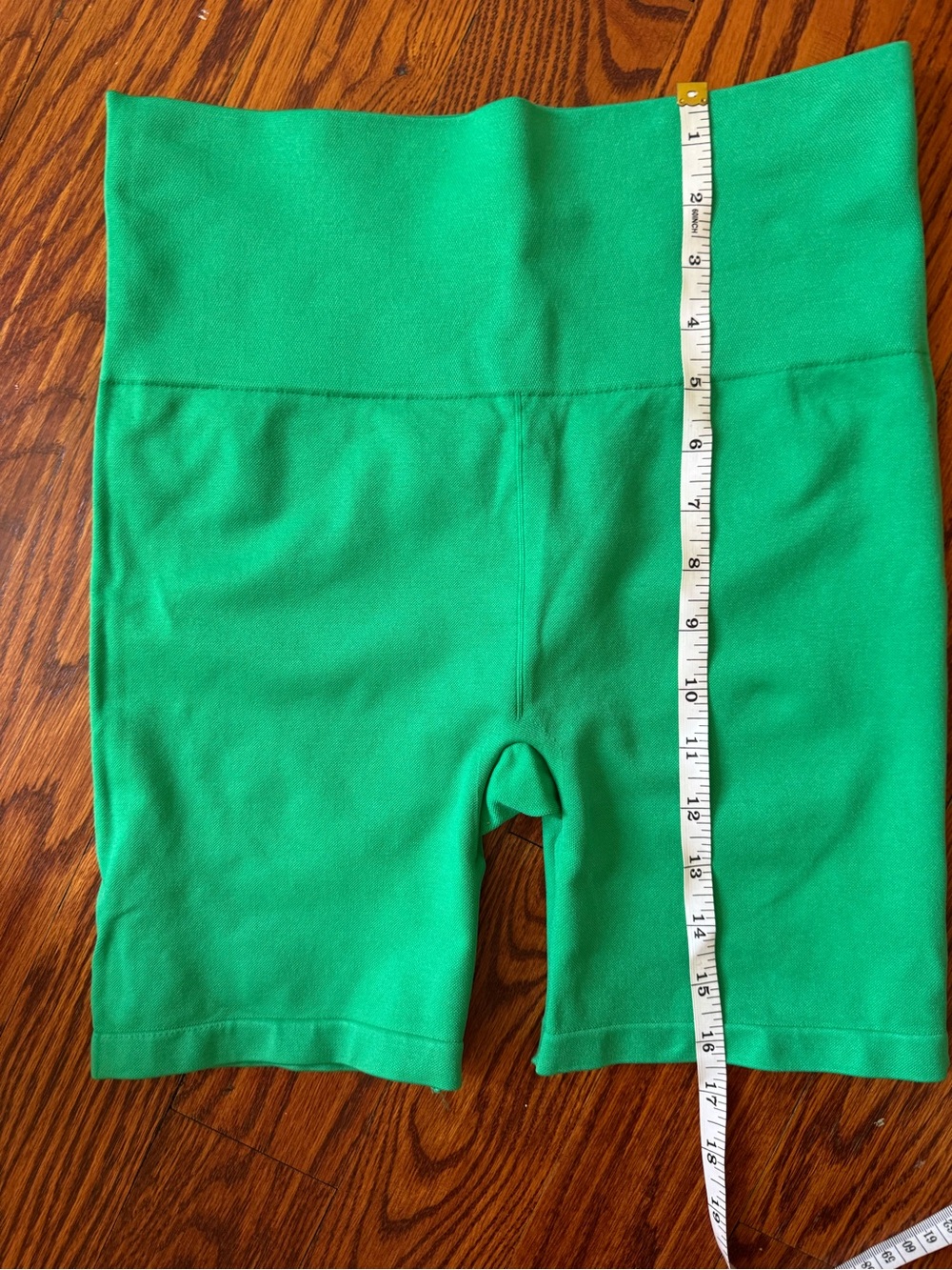 OYSHO High-Waist Green Stretch Bike Shorts / Size M